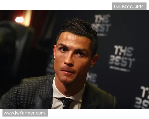 足球球星在中国的影响力与文化传播:从梅西到C罗的足坛征程 足球球星在中国的影响力与文化传播:从梅西到C罗的足坛征程